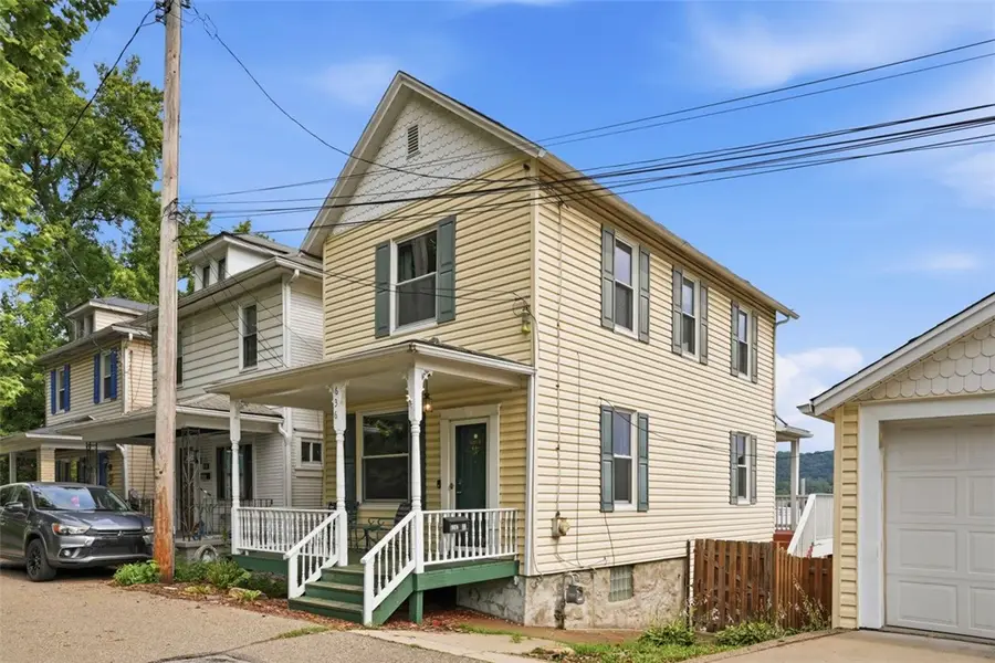 636 1/2 Fifth Avenue, Coraopolis, PA 15108 - #2