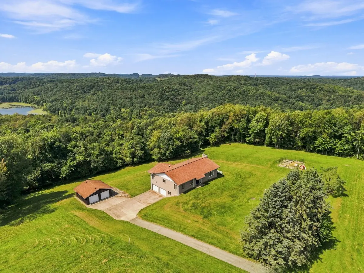 1005 Carlesa Dr, Aliquippa, PA 15001 - #1