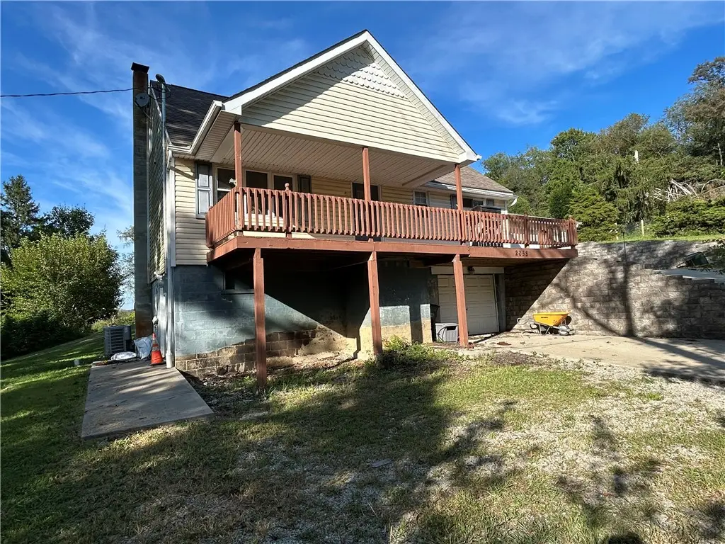 2058 980 Rd, Cecil, PA 15057 - #1
