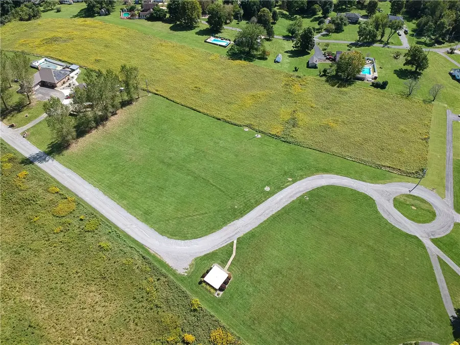 0 Paradise Dr, Ellwood City, PA 16117 - #2