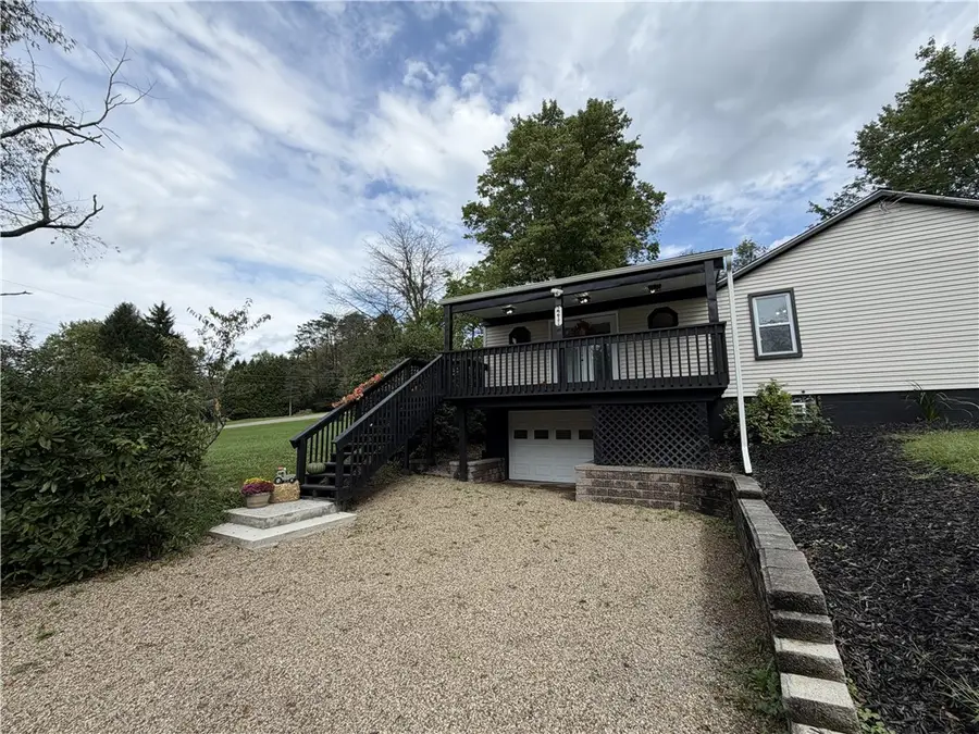 2211 Saxonburg Blvd, Cheswick, PA 15024 - #2