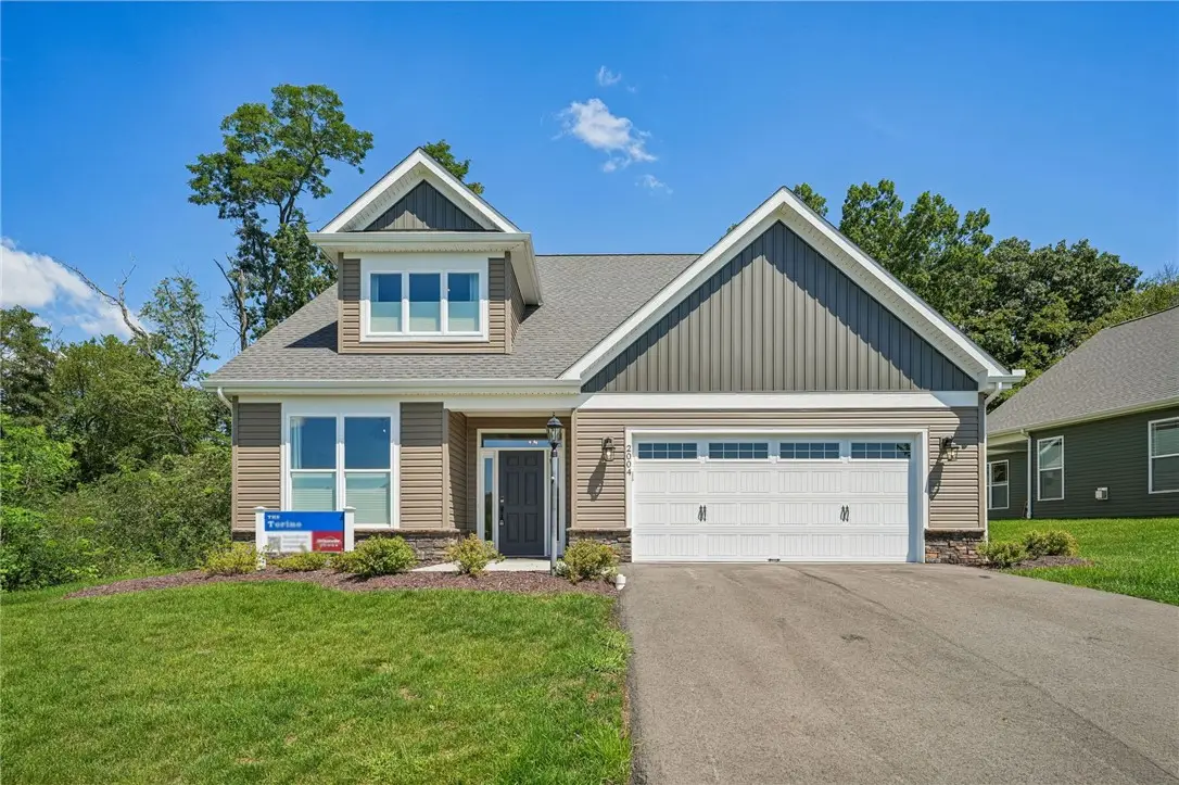 2004 Lakeside Dr, Tobyhanna, PA 15005 - #1