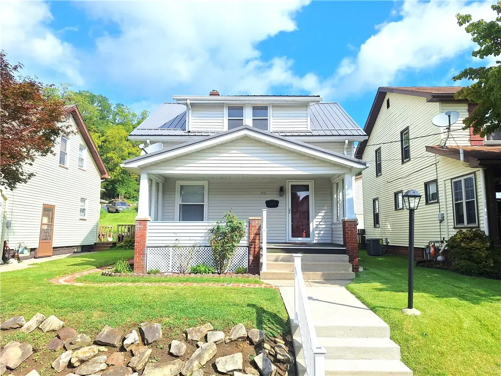 712 Line Ave, Ellwood City, PA 16117 - #1