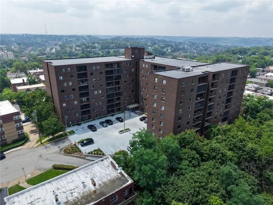 5600 Munhall Rd #302, Pittsburgh, PA 15217 - #3