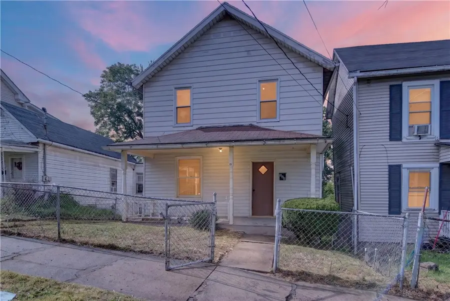 565 Broad St, Washington, PA 15301 - #2