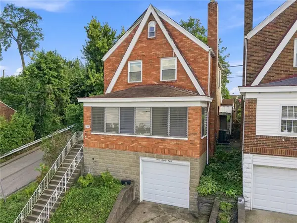 388 Lamarido St, Pittsburgh, PA 15226