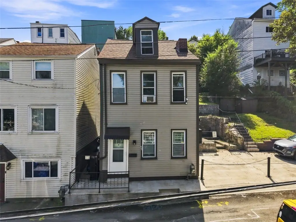 55 Roscoe St, Pittsburgh, PA 15203 - #1