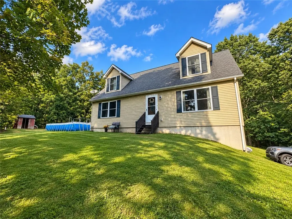 417 Upper Service Rd, Hookstown, PA 15050 - #1