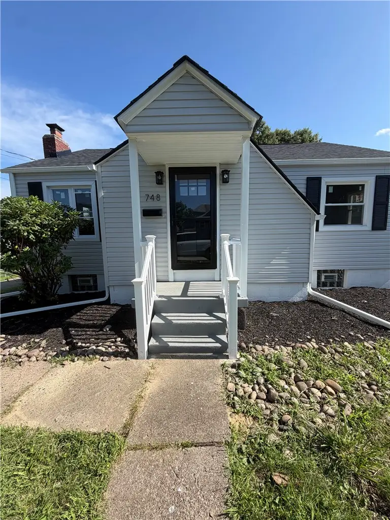 748 Caldwell Ave, New Kensington, PA 15068 - #1