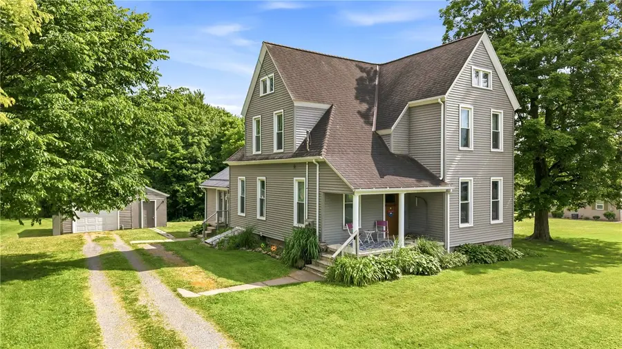 2233 Mercer West Middlesex Rd, Mercer, PA 16137 - #2