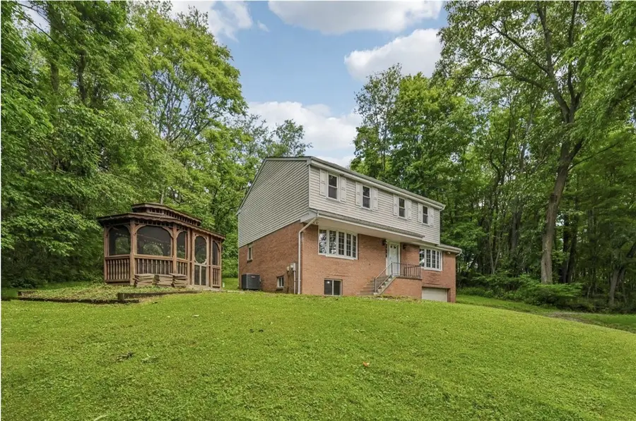 512 Hanover Kendall, Hookstown, PA 15050 - #2