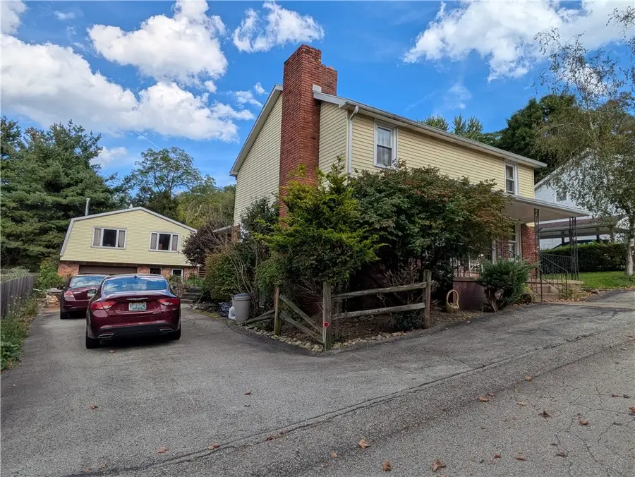 62 Cloverdale, Hempfield, PA 15619 - #2