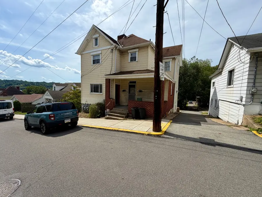 321 Greenside Avenue, Canonsburg, PA 15317 - #2