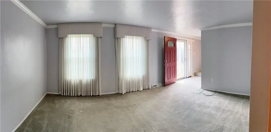 5176 Janie Dr, Pittsburgh, PA 15227 - #3