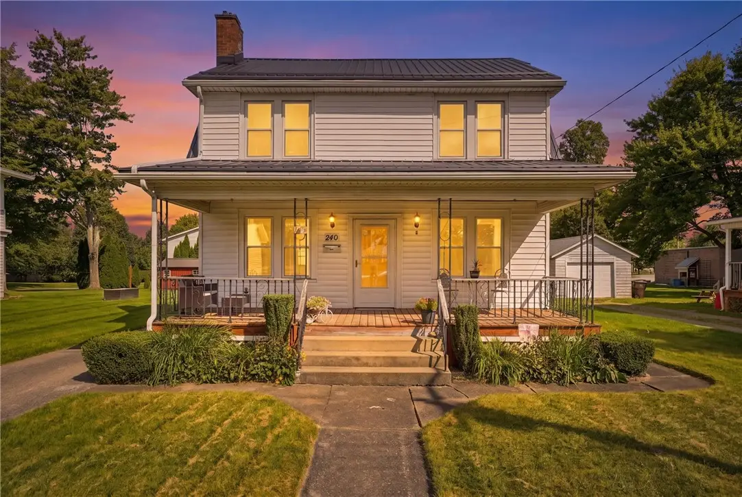 240 Venango St, Mercer, PA 16137 - #1