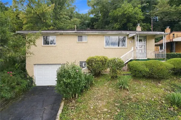 59 Central Ave, North Versailles, PA 15137