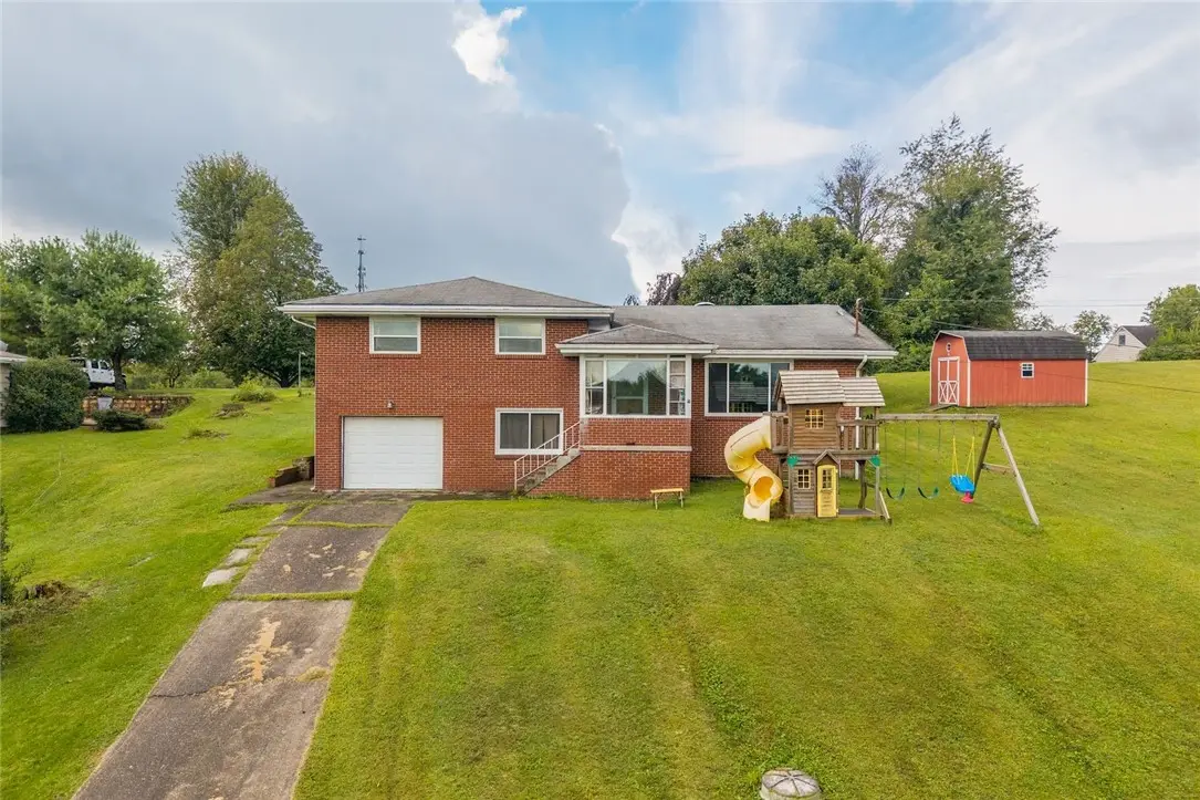 52 Carries Dr, Burgettstown, PA 15021 - #1