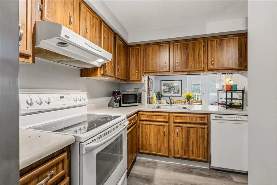 148 Olde Orchard Dr, Bridgeville, PA 15017 - #3