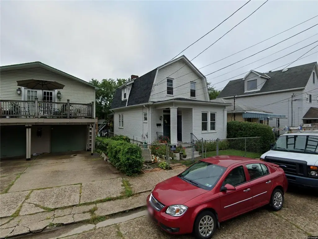 911 Lenz Ave, Ambridge, PA 15003 - #1