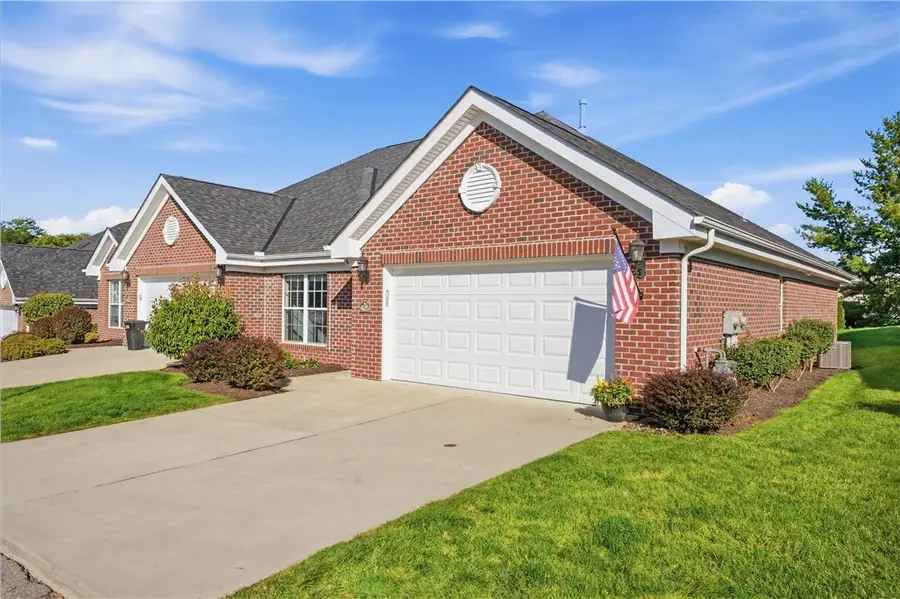 425 River Glen Dr, Baden, PA 15005 - #2