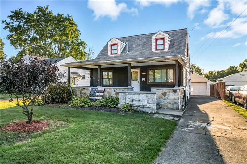634 Spencer Ave, Sharon, PA 16146 - #1