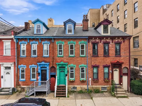 2120 Sidney St, Pittsburgh, PA 15203