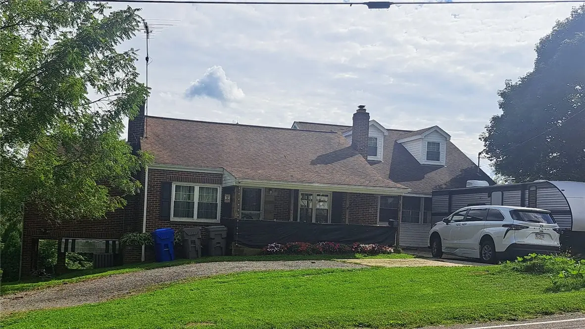 948 Herman Rd, Butler, PA 16002 - #1