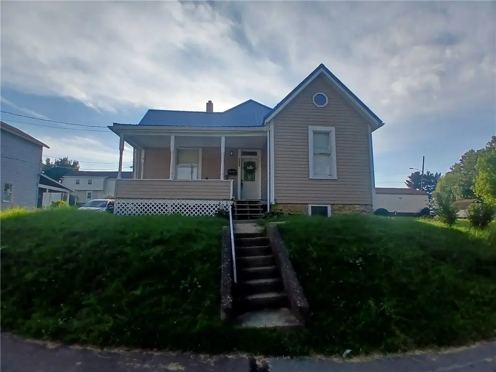 502 Woodward Ave, Apollo, PA 15613 - #1
