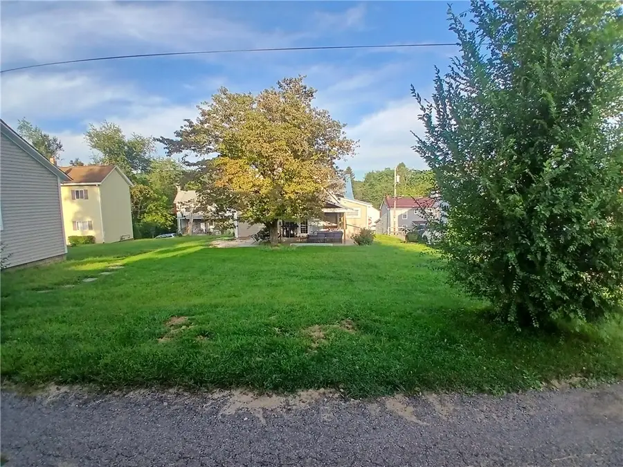 502 Woodward Ave, Apollo, PA 15613 - #3