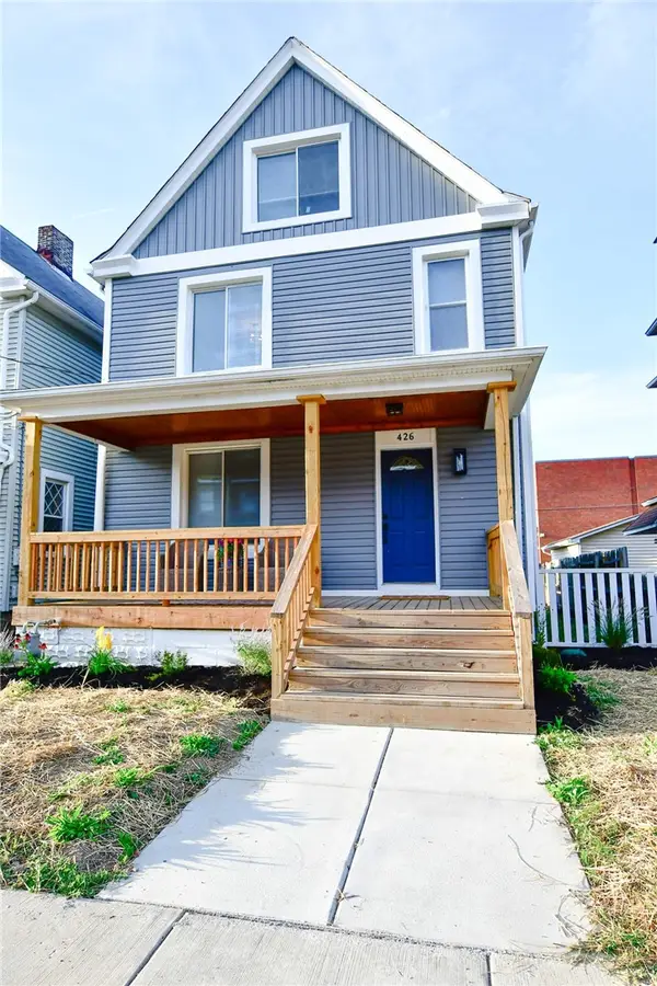 426 Wayne Ave, Ellwood City, PA 16117