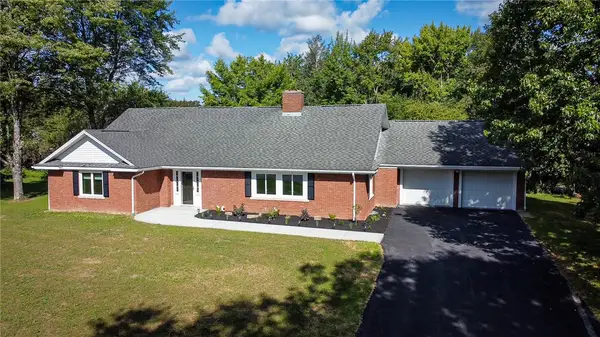 102 Rittswood Dr, Butler, PA 16001