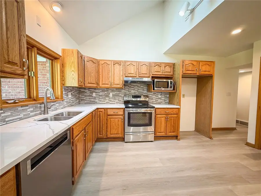 102 Rittswood Dr, Butler, PA 16001 - #3