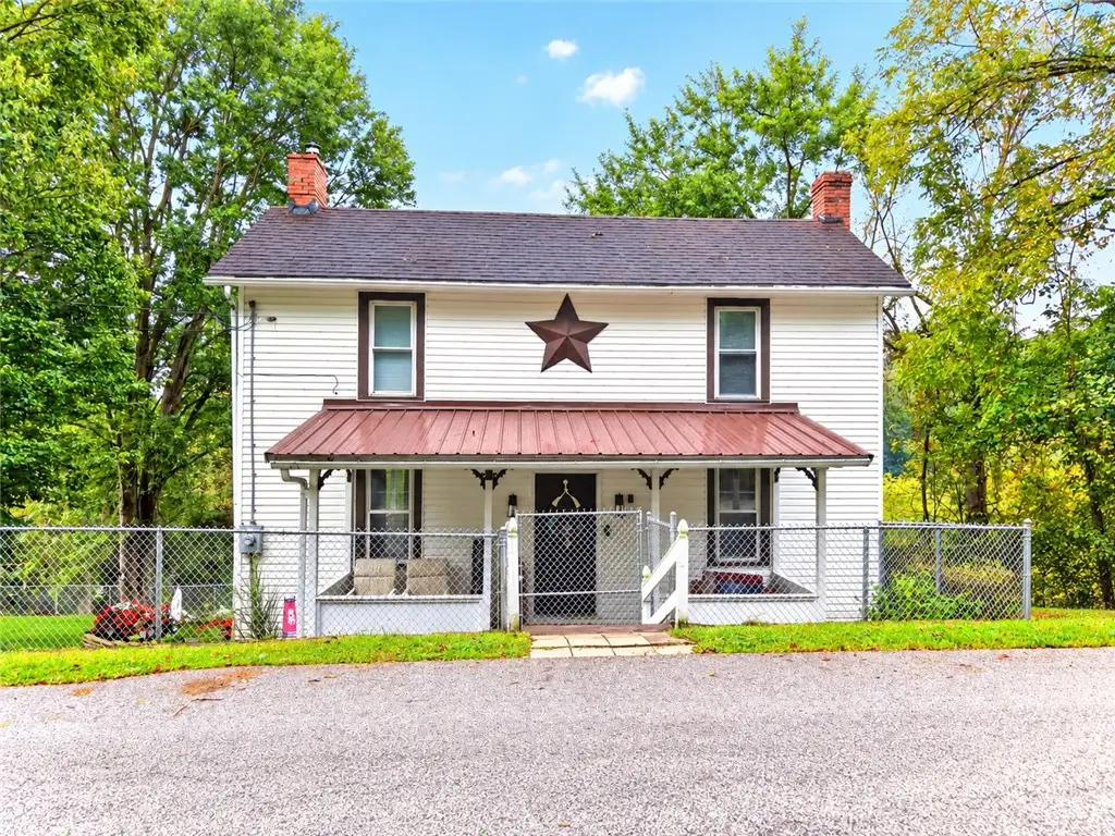 223 Lenkey Rd, Vanderbilt, PA 15486 - #1