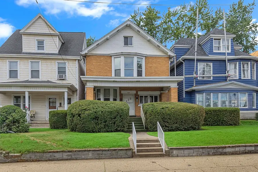 517 Maplewood Avenue, Ambridge, PA 15003 - #2