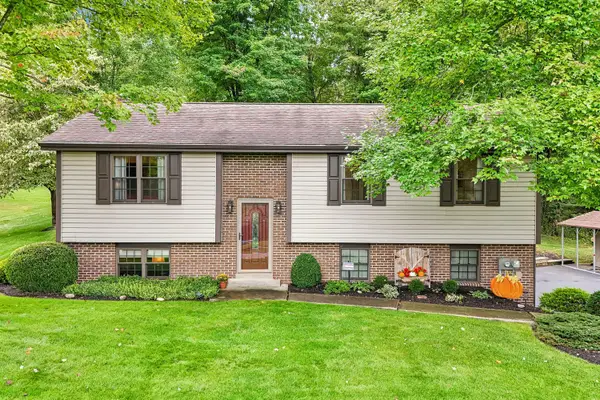 282 N Garfield Avenue, Mars, PA 16046