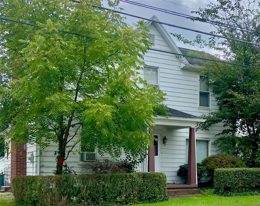 915 Main St, Latrobe, PA 15650 - #2