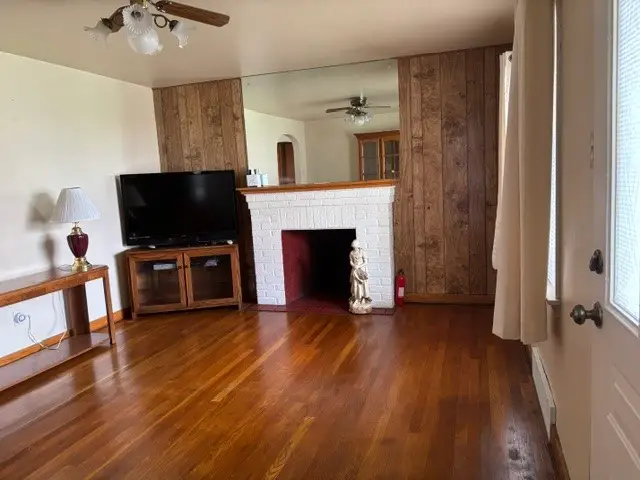934 Warren Ave, New Castle, PA 16101 - #2