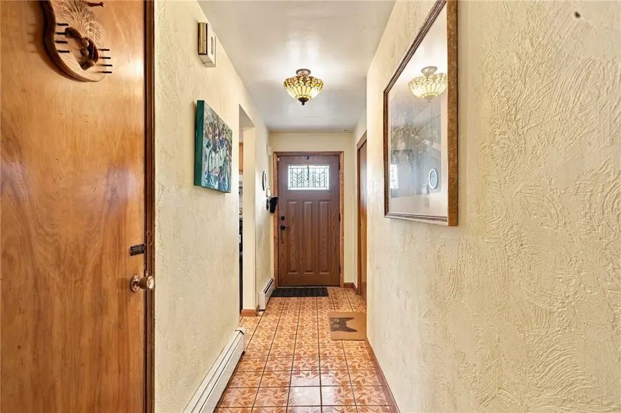 10050 Central Ave, North Huntingdon, PA 15642 - #3