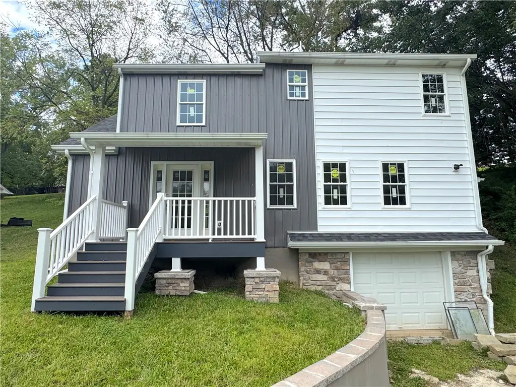 7651 Pennsylvania Ave, North Huntingdon, PA 15501 - #1