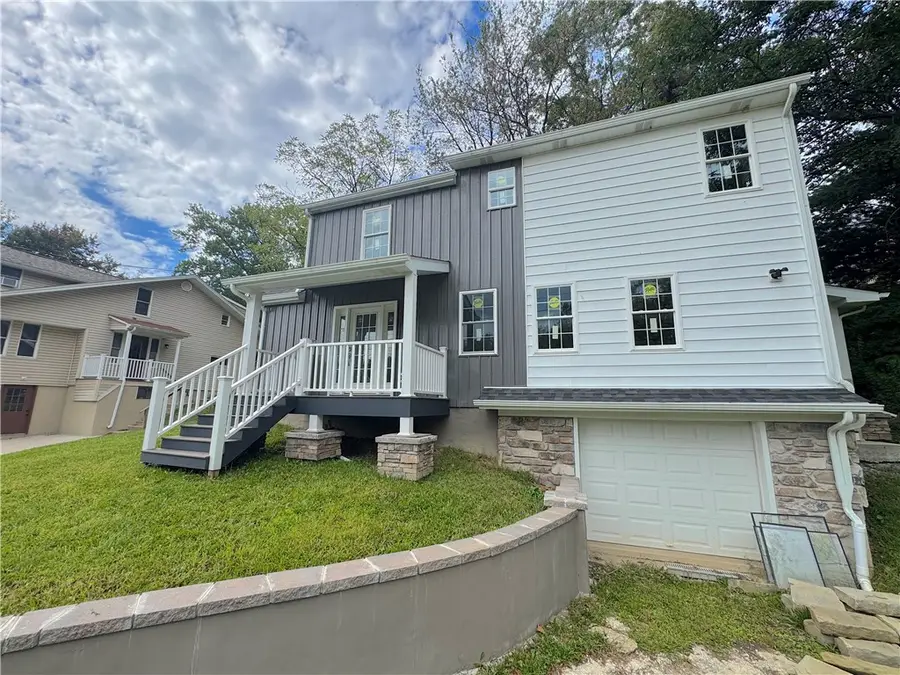 7651 Pennsylvania Ave, North Huntingdon, PA 15501 - #2