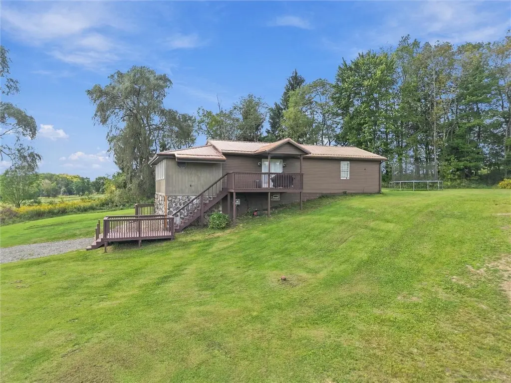 144 Oak Grove Ln, Harrisville, PA 16038 - #1