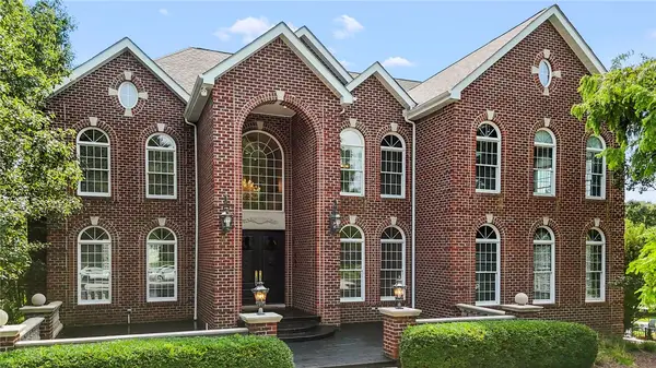 218 Canterwood Dr, Venetia, PA 15367