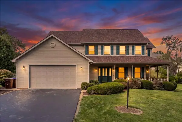 30 Westminster Pl, Grove City, PA 16127