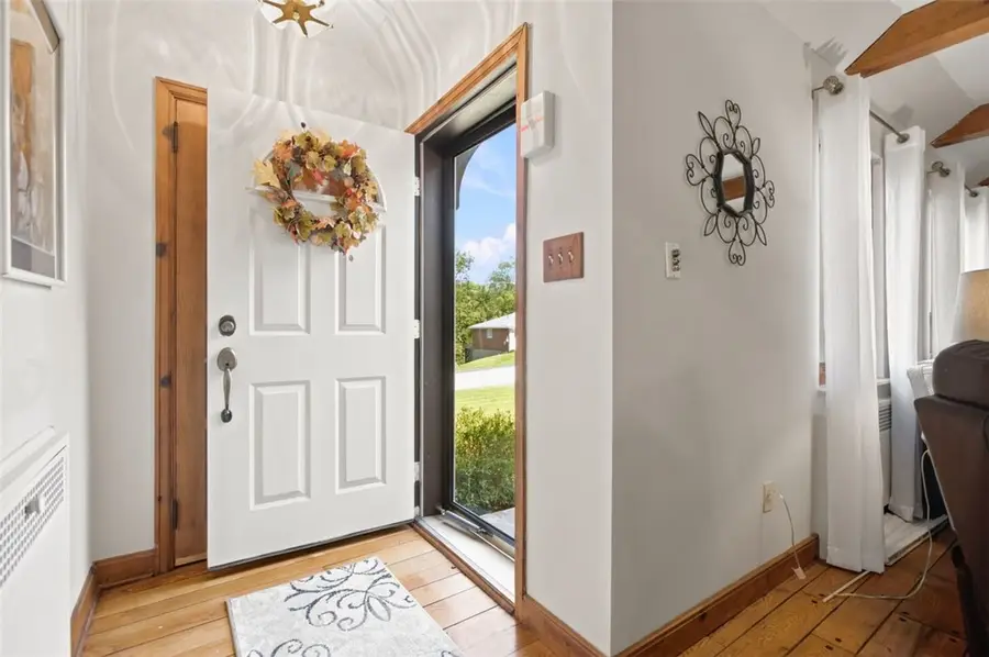 4 West Club Dr., Pittsburgh, PA 15236 - #2