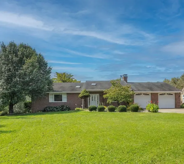 130 Wagner Rd, Evans City, PA 16033