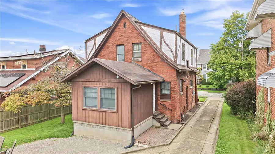 1216 Glenwood Drive, Sharon, PA 16146 - #3
