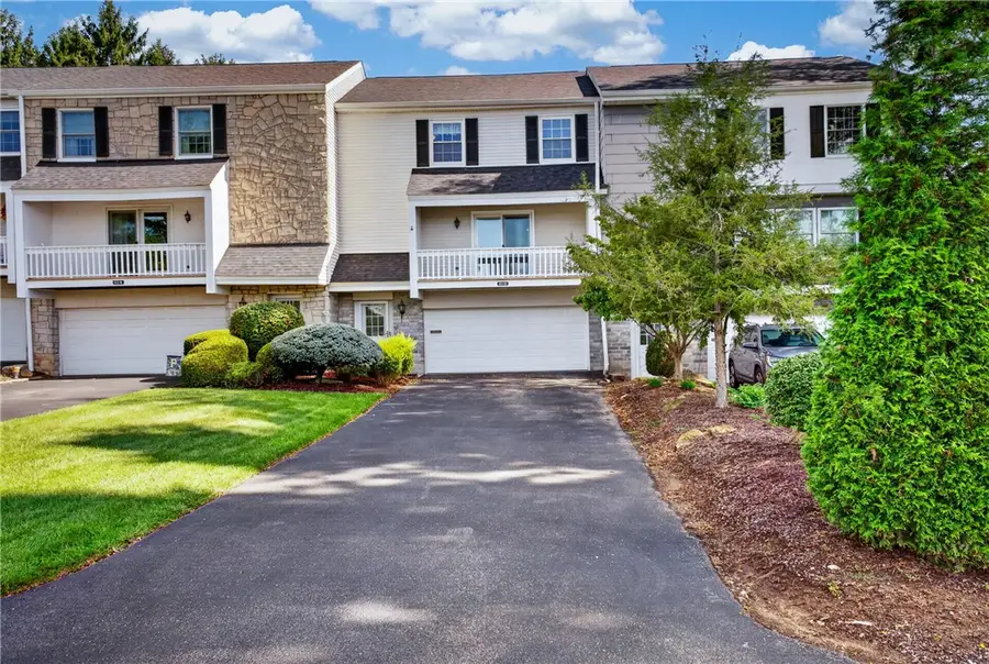212 Roscommon Pl, McMurray, PA 15317 - #3