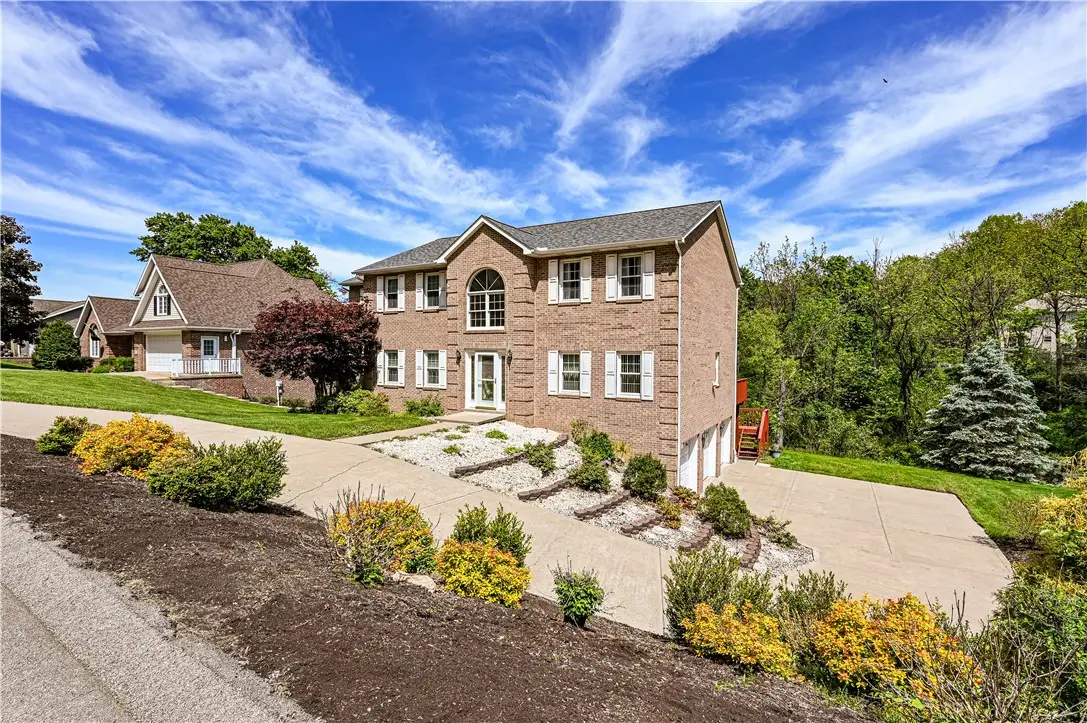 810 Stonebridge Drive, Greensburg, PA 15601 - #1