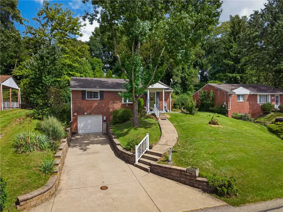 5237 Gardenville Rd, Pittsburgh, PA 15236 - #2
