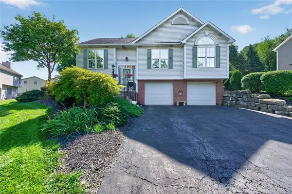 1110 Chapel Rd, Monaca, PA 15061